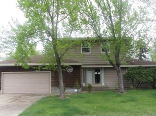 2114 70th Ave N, Brooklyn Center, MN 55430