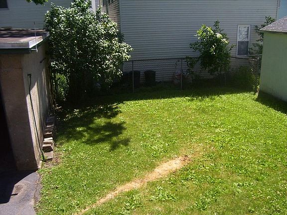 4th image of 3 Hersey St