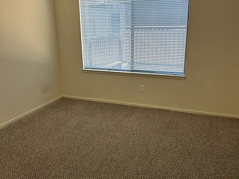 3315 Brittan Ave #12 — Photo 13