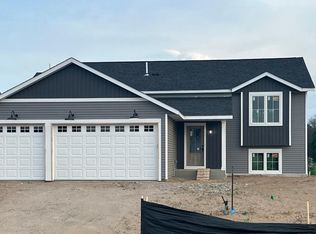 6817 376th St, North Branch, MN 55056