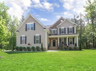 10056 Meadow Pond Dr, Mechanicsville, VA 23116