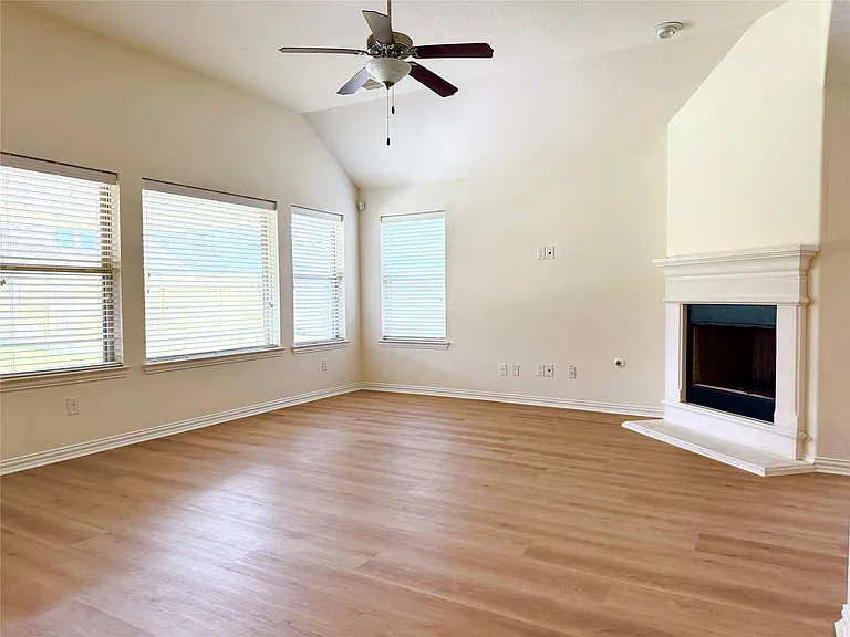 9230 Monarch Field Ln — Photo 11