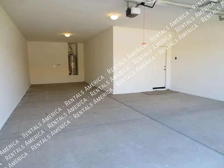 20756 W Legend Trl — Photo 35