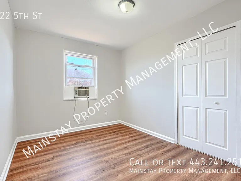 922 5th St — Photo 17