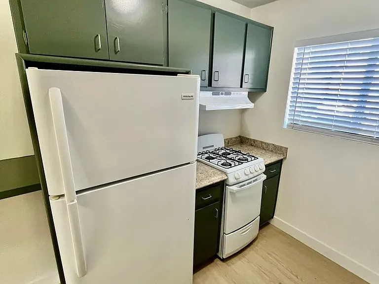 12529 Oak Knoll Rd — Photo 6