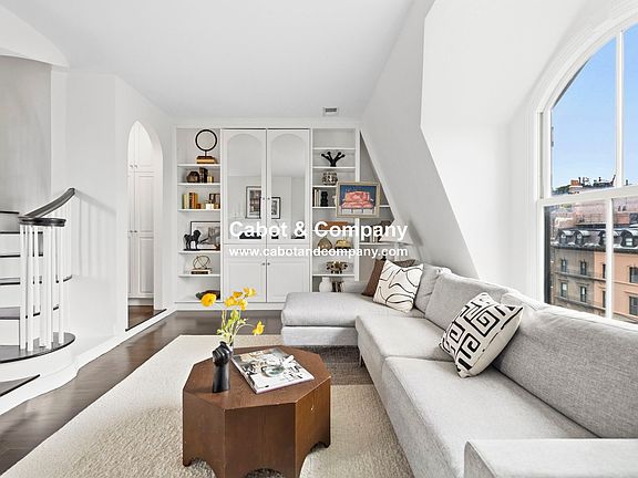 5th image of 124 Beacon St #Phf