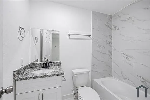 8631 Peachtree St #B — Photo 1