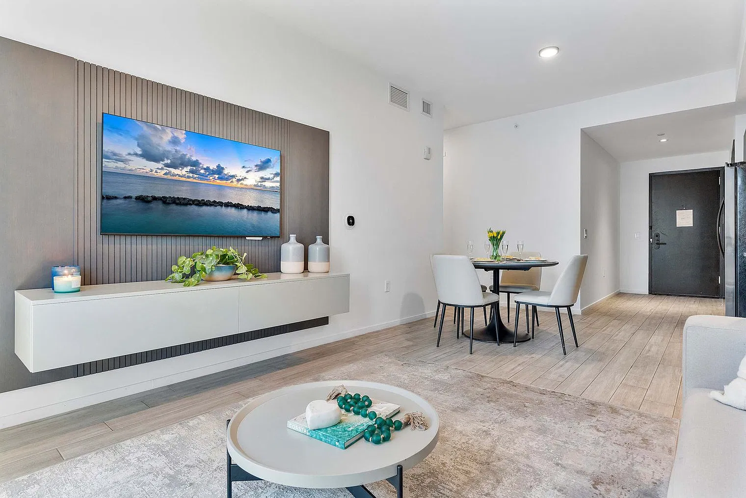 Studio, 3.0 bath, 1248 sqft, $12,241 — Photo 3