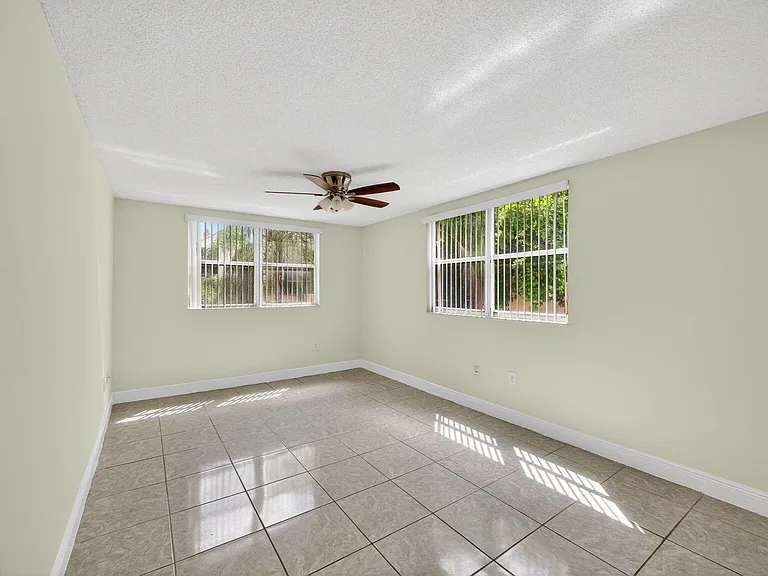 8363 Lake Dr #308 — Photo 9
