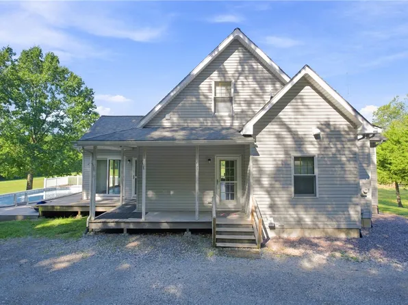 10866 E County Road 600n, Mattoon, IL 61938