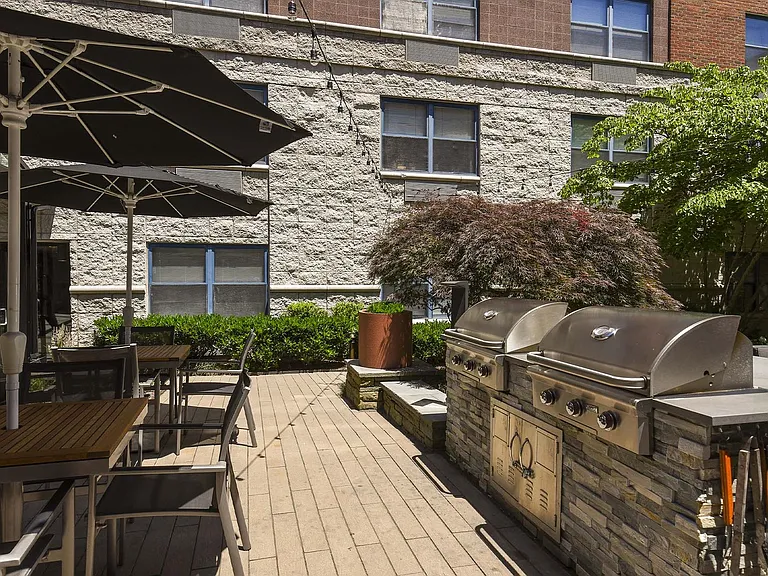 The Monroe Morristown — Photo 41