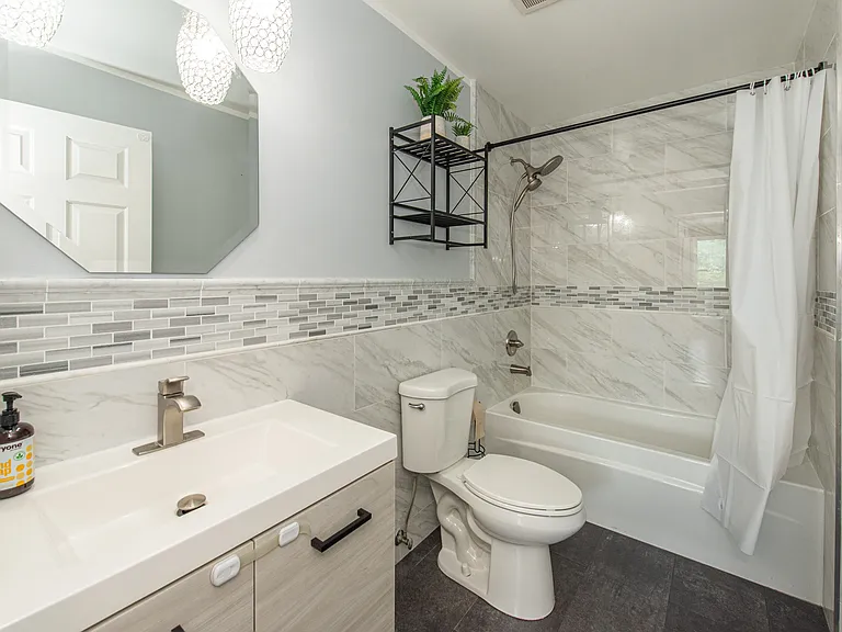 132 Robertson Way — Photo 15