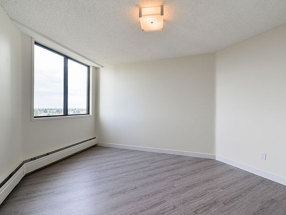 4th image of 12020 49th Ave NW #773571
