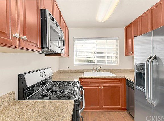 4th image of 5525 Canoga Ave APT 202