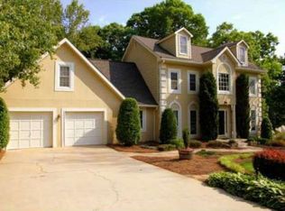 1441 Eryn Cir, Suwanee, GA 30024