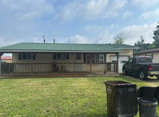 522 E 4th St, West Lafayette, OH 43845