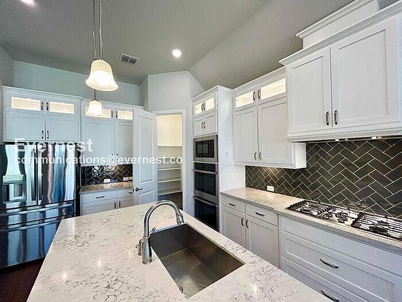 3rd image of 5478 Bradford Green Trl