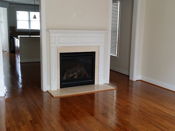 5th image of 1137 Assembly St