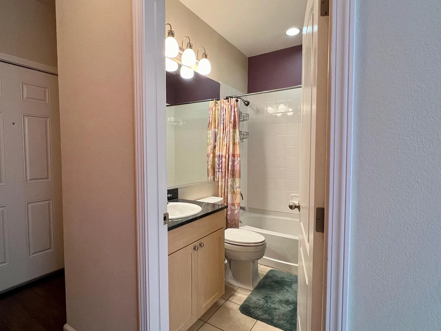 2 bed, 942 sqft, $2,700 — Photo 4