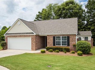 529 Mockingbird Ln, Loganville, GA 30052