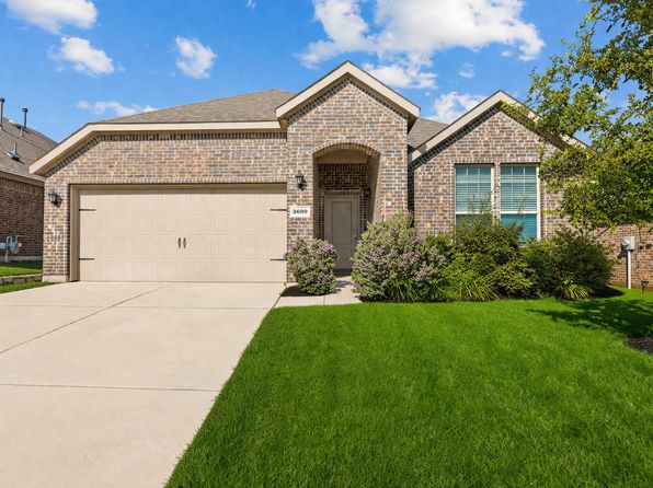 3609 Sabine Dr