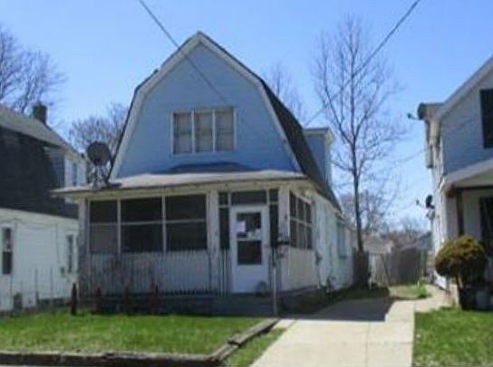2nd image of 1853 Darwin Ave SW