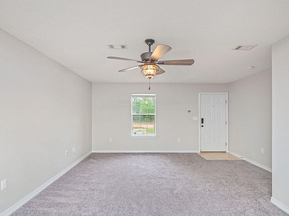 5th image of 259 Cypress Ave