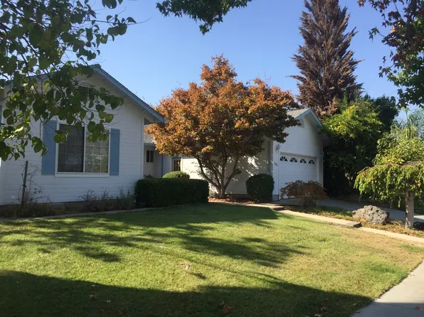 10401 Cherrytree Ln, Cupertino, CA 95014