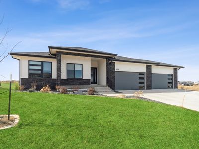 4914 162nd St, Urbandale, IA, 50323
