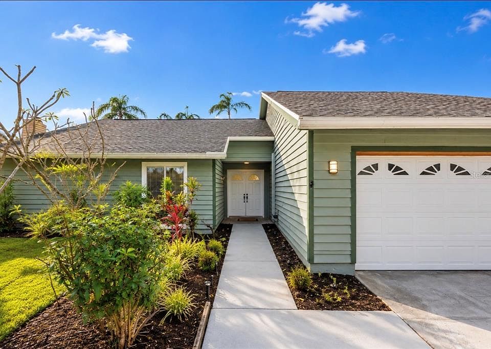 1st image of 10906 Autumn Oak Pl