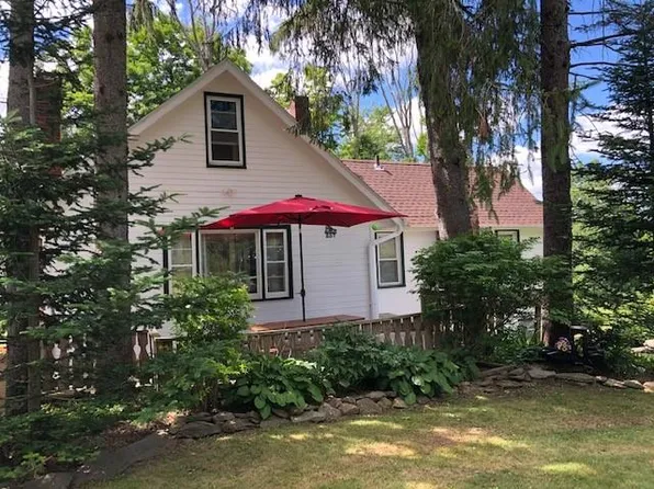 237 Goshen St, Jewett, NY 12444