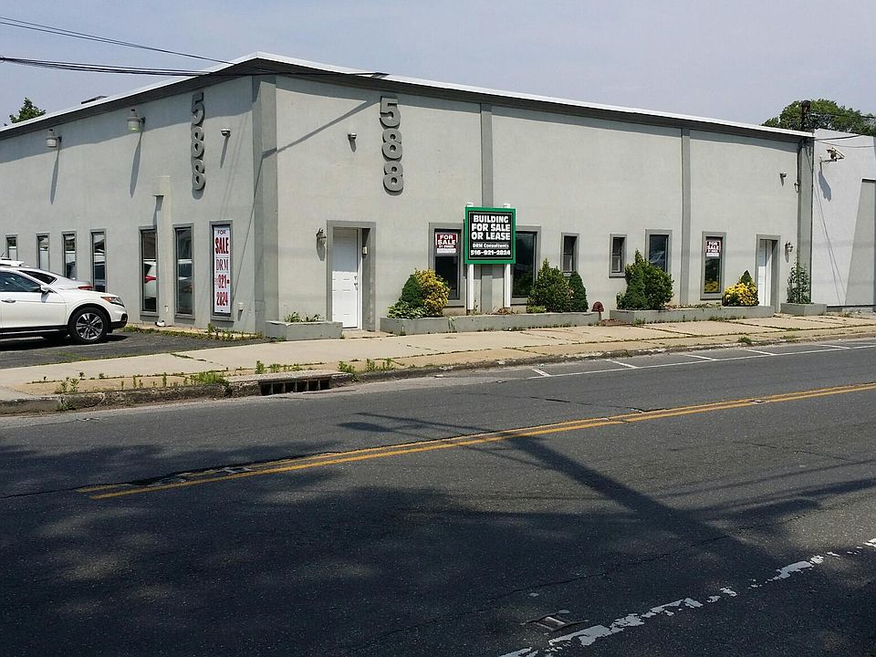 1st image of 588 Mecham Ave.