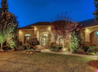 18802 Lafayette Ave, Elkhorn, NE 68022