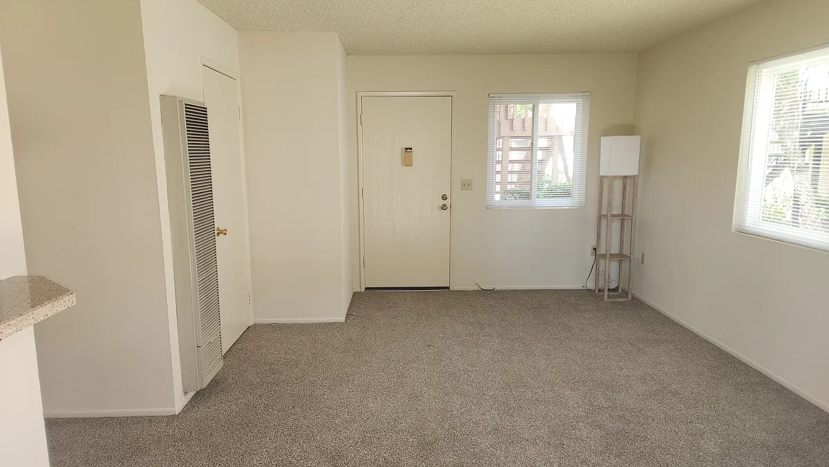 Building Photo - 18682 Libra Cir #2