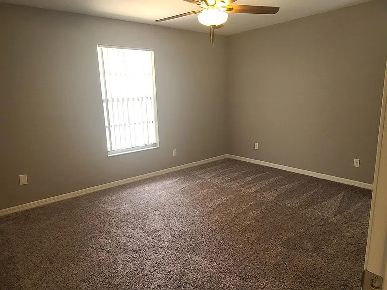 2347 South Ave — Photo 13