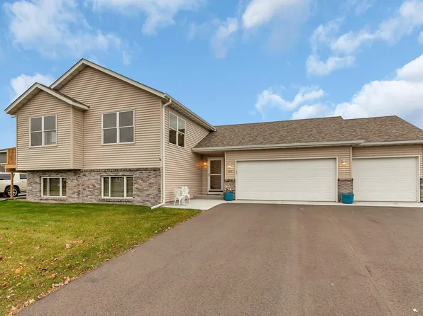 600 Twin Ct, Sauk Rapids, MN 56379