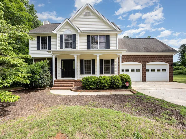 84 Sycamore Lake Rd, Siler City, NC 27344