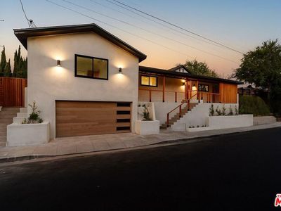 576 Neva Pl, Los Angeles, CA, 90042