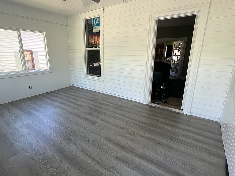 408 Allen St — Photo 4