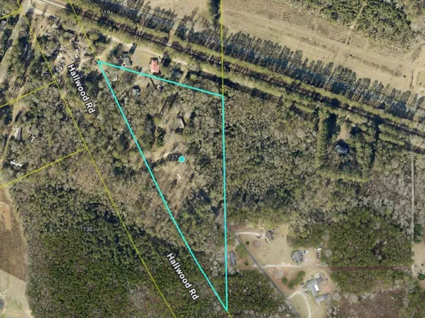 127 Hallwood Rd, Eastover, SC 29044