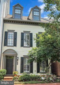 1857 Potomac Greens Dr, Alexandria, VA, 22314