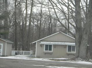 9421 E Sleepy Hollow Pkwy, Cromwell, IN 46732