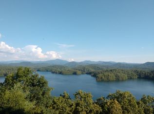 3 Cheoah Trl, Lake Santeetlah, NC 28771