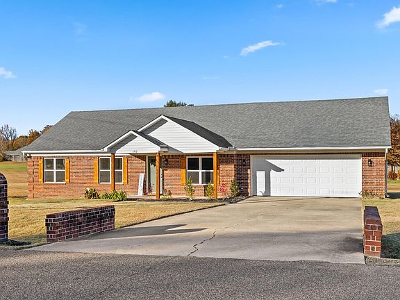 3rd image of 182 Fulcher Dr