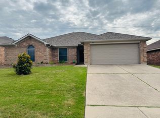 1833 Barbados Dr, Mansfield, TX 76063