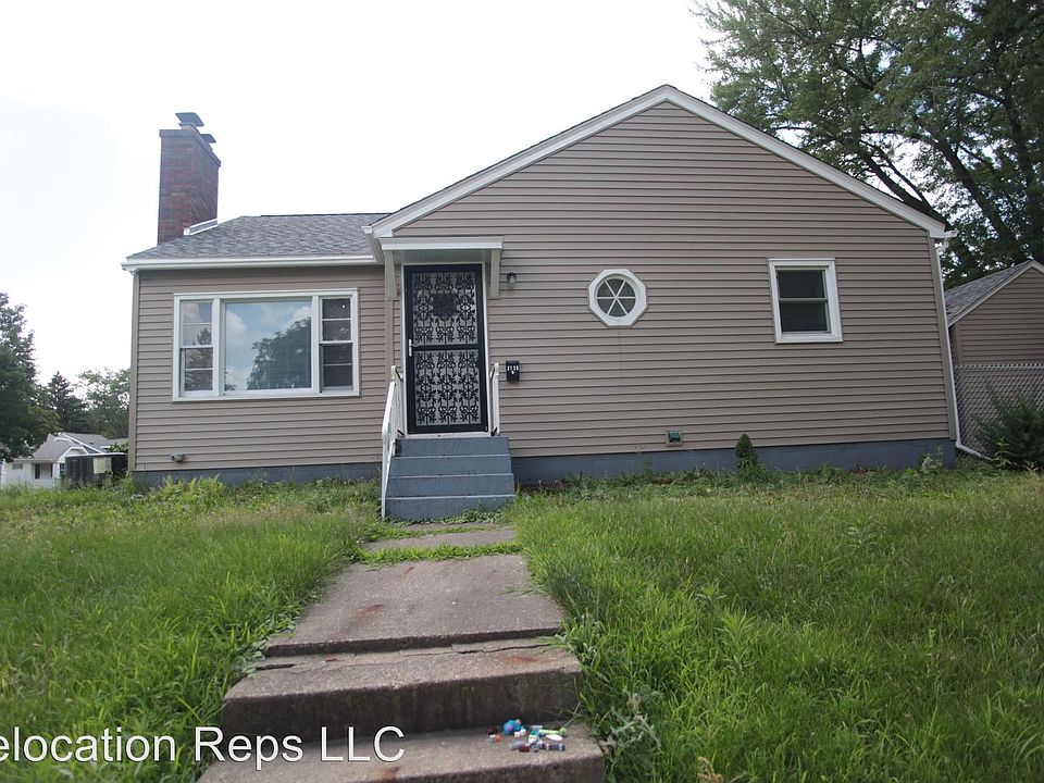 1st image of 3720 23rd Ave