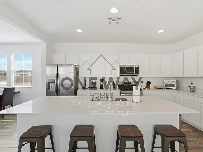 10204 E Ulysses Ave — Photo 29
