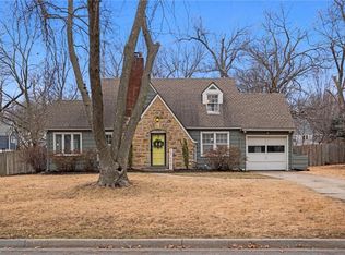 5152 Birch St, Roeland Park, KS 66205