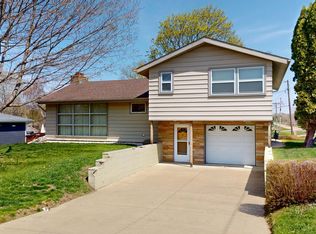 1719 Todd Ave, Albert Lea, MN 56007