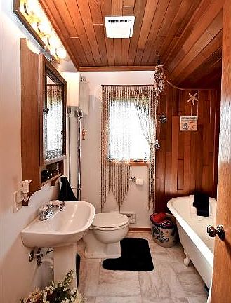 5th image of 10910 Woody Ln NW